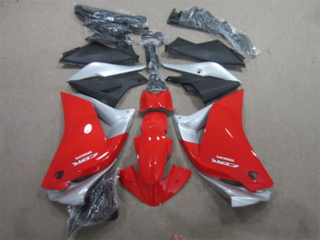 Carene Moto CBR 125 R 2011-2013 - Rosso Argento Nero Carene Moto CBR 125 R 2011-2013 - Rosso Argento Nero