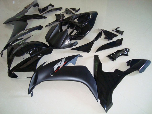 Carene Moto R1 2004-2006 - Lucido Nero Carene Moto R1 2004-2006 - Lucido Nero